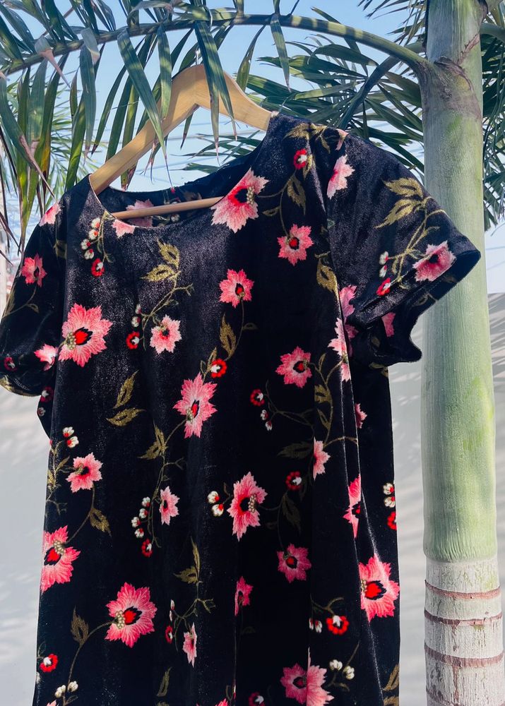 Vero Moda Velvet Floral Top/ XL