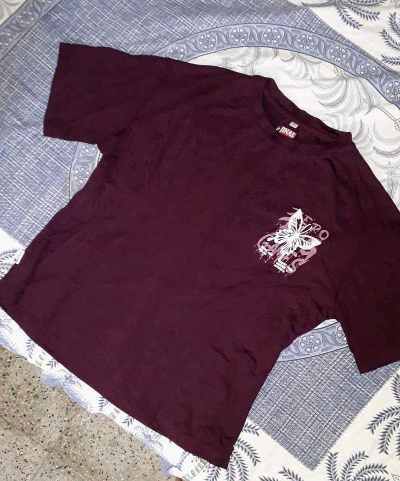 Maroon Graphic Print T-shirt