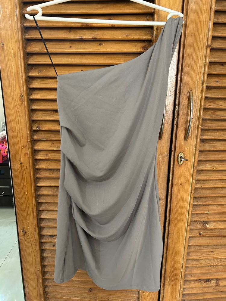 Elegant One-Shoulder Mini Dress