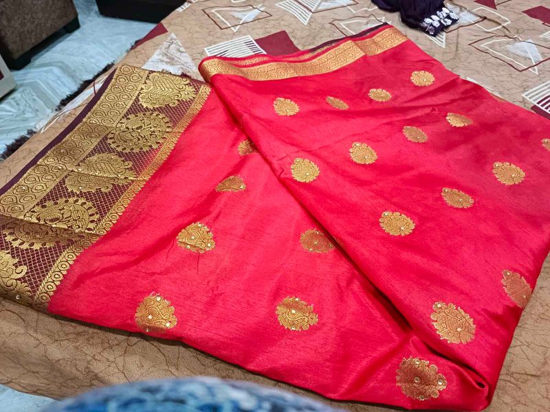 Red &amp; Gold Banarasi Saree