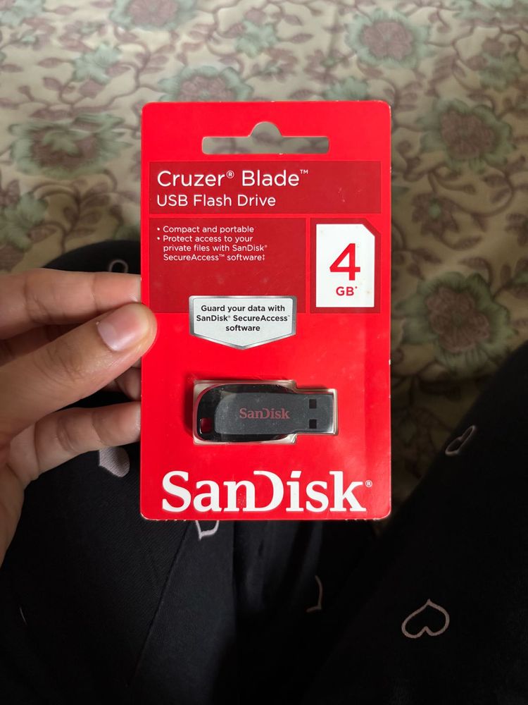 SanDisk Cruzer Blade 4GB USB 5 pieces