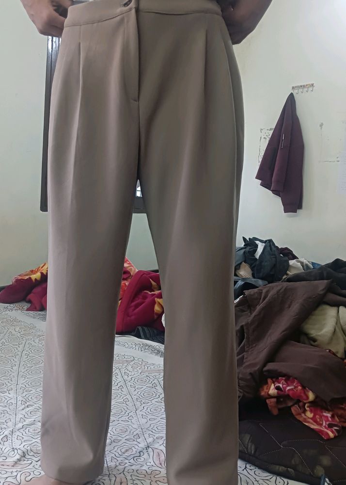 KOREAN STRETCHABLE TROUSERS 😊