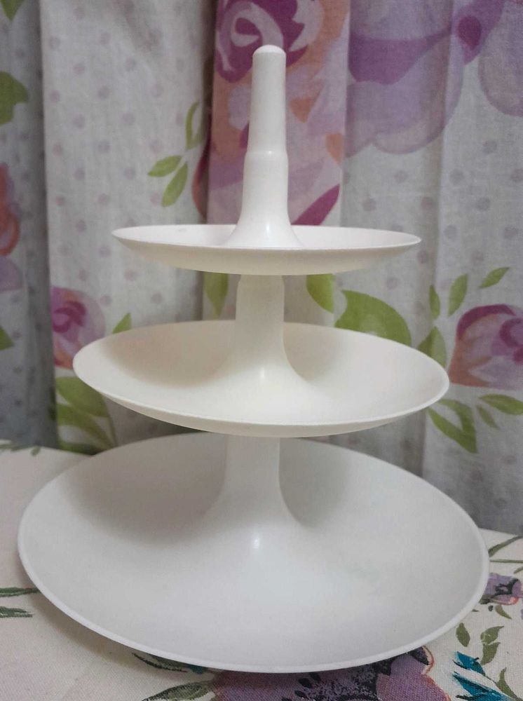 3-Tier Serving Stand (With free accessories)