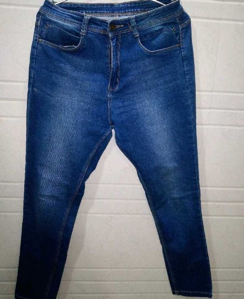 Stylish Jeans🛍