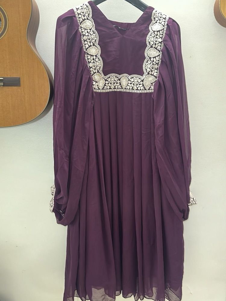 Elegant Purple Embroidered Anarkali kurta with pan
