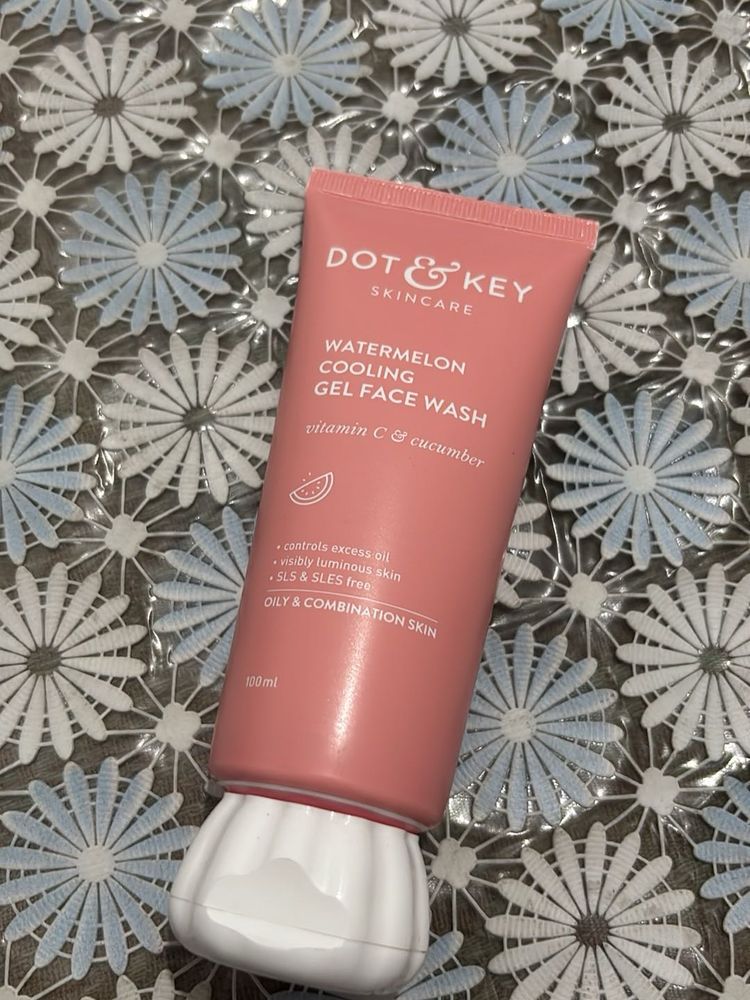 DOT&amp;KEY Watermelon Face Wash