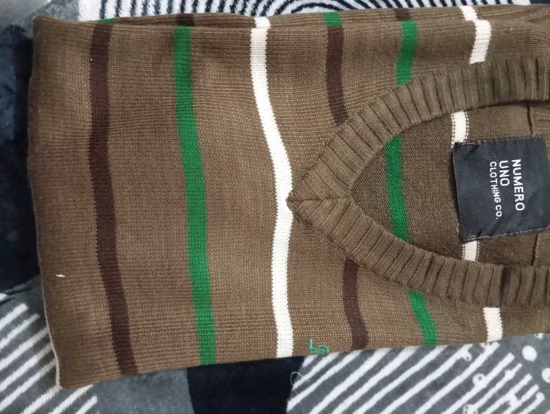 Beautiful Without sleev Sweater