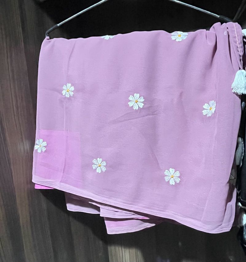 Lilac Floral Embroidered Lightweight Saree
