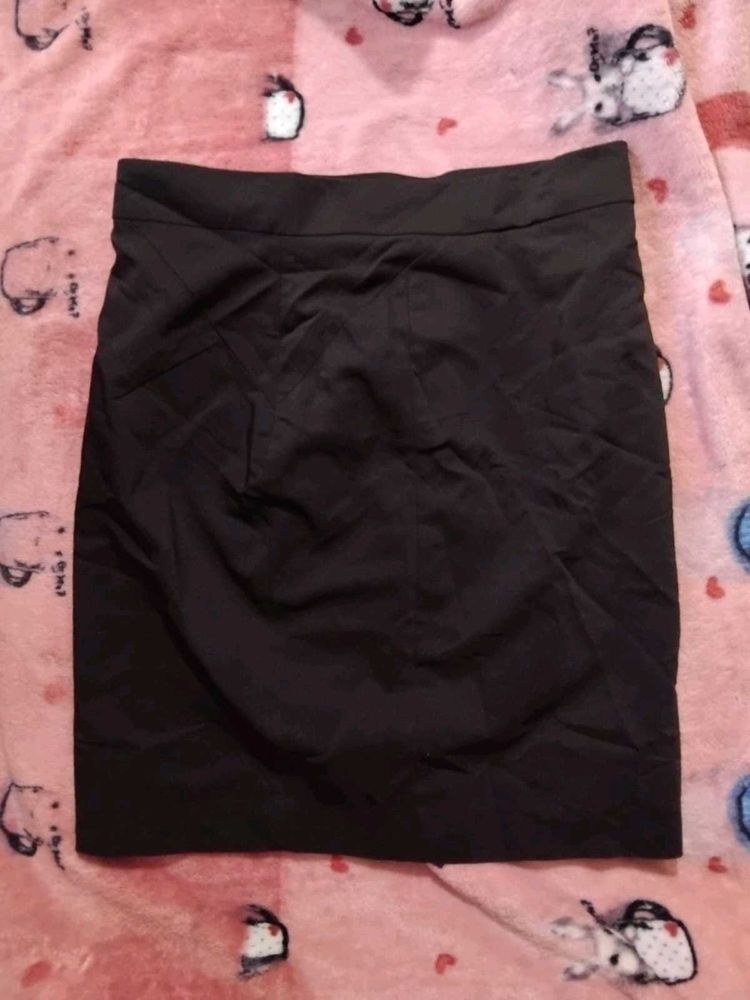 H&amp;M Black Skirt