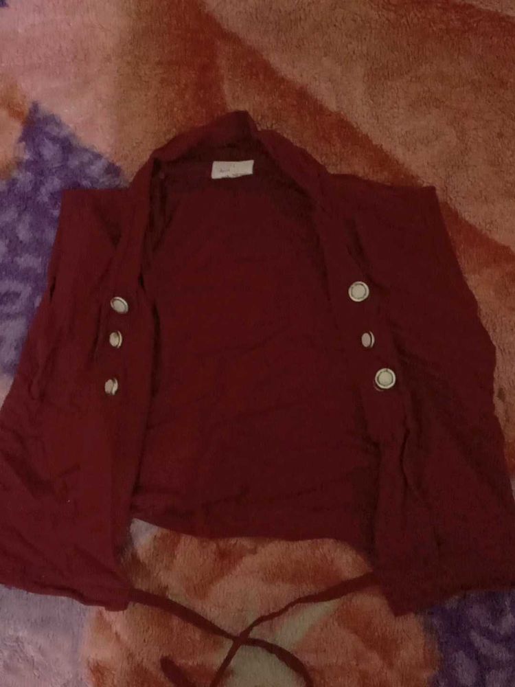 maroon cauler jaket