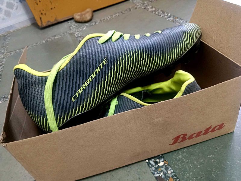 Bata Carbonite Sports Shoes