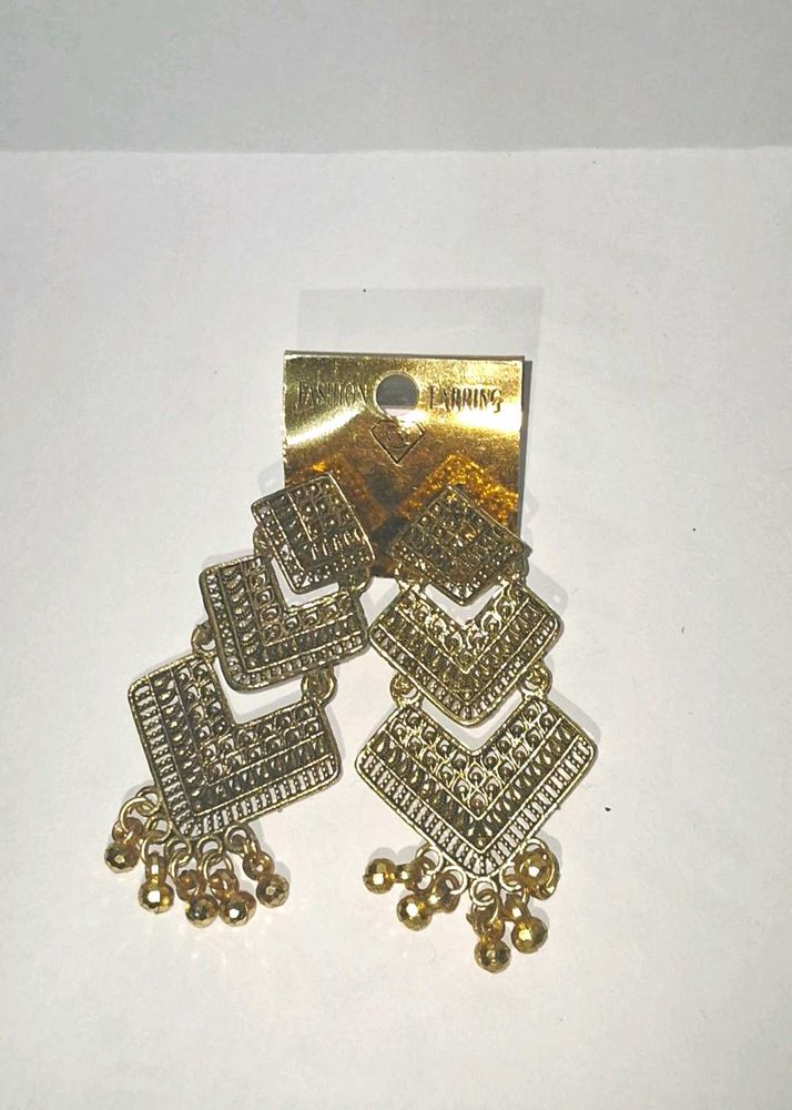 Gold Tone Drop Earrings