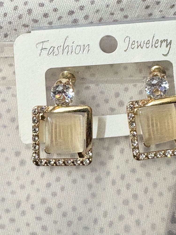 Elegant Square Earrings