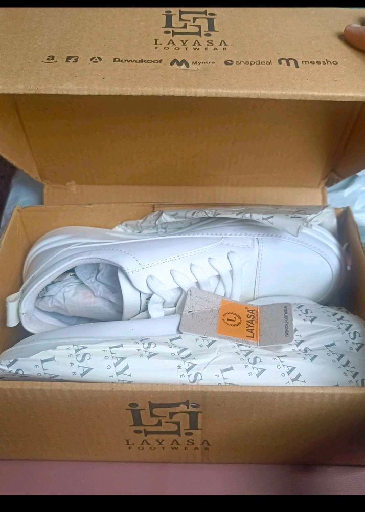Layasa White Sneakers
