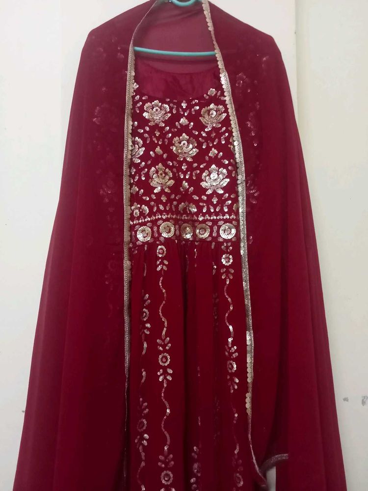 pink Embellished Ethnic Gown💖