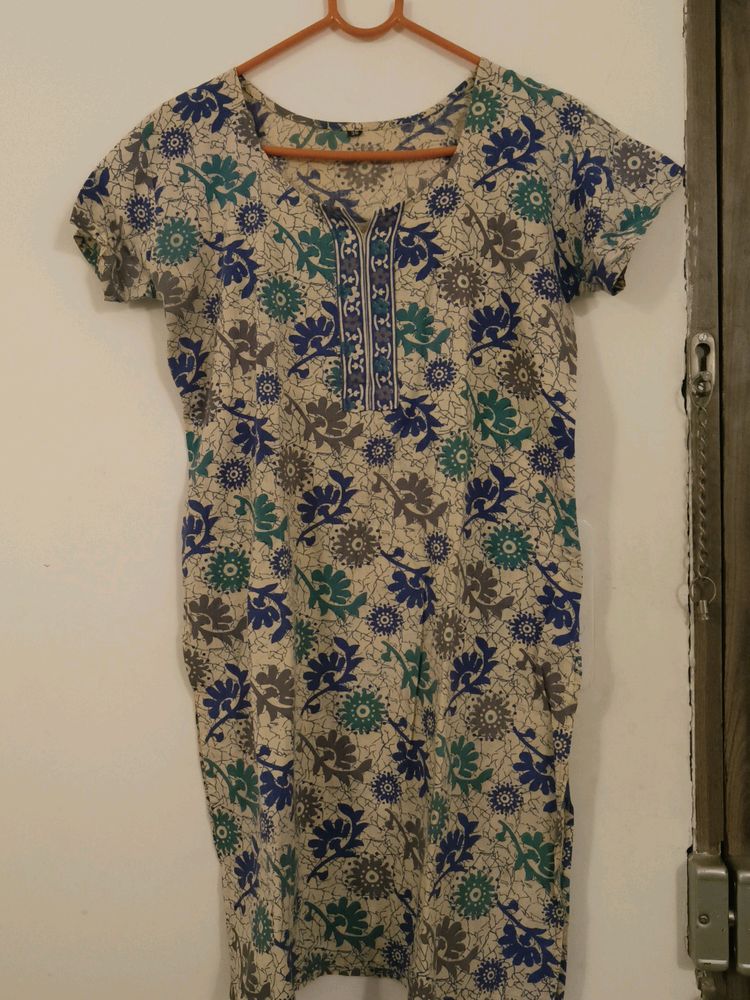 Straight Kurta With Blue Green Prints