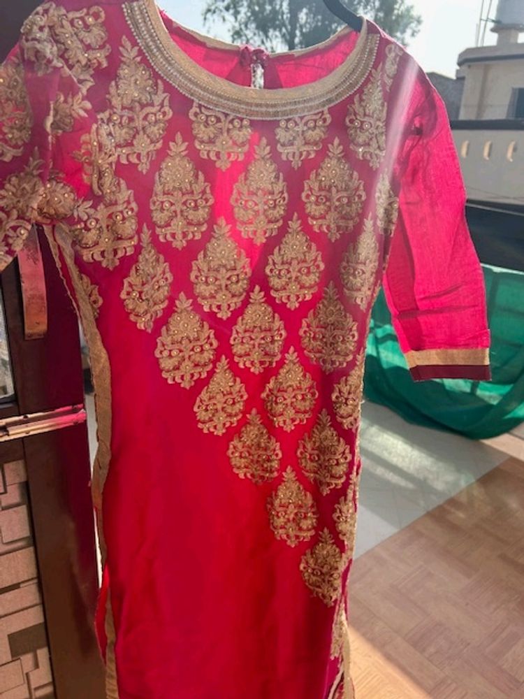 Rani colour suit with lining inside and duppata