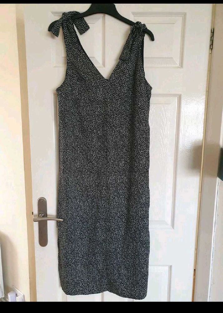 H&amp;M beautiful dress