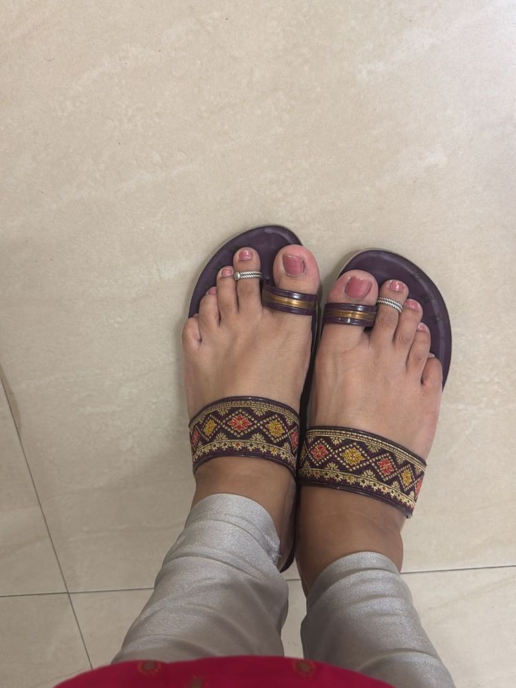 Traditional Slightly Heeled Sandals