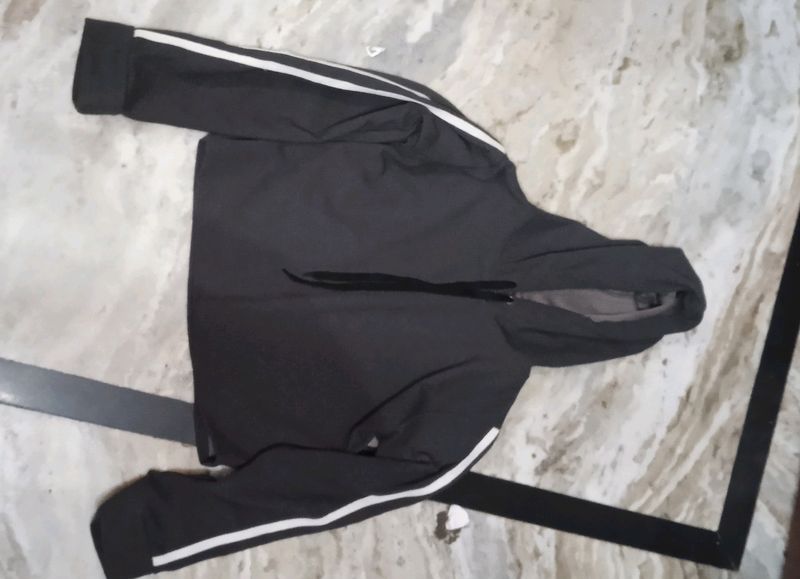 Hooded Neck T -shirt 👕