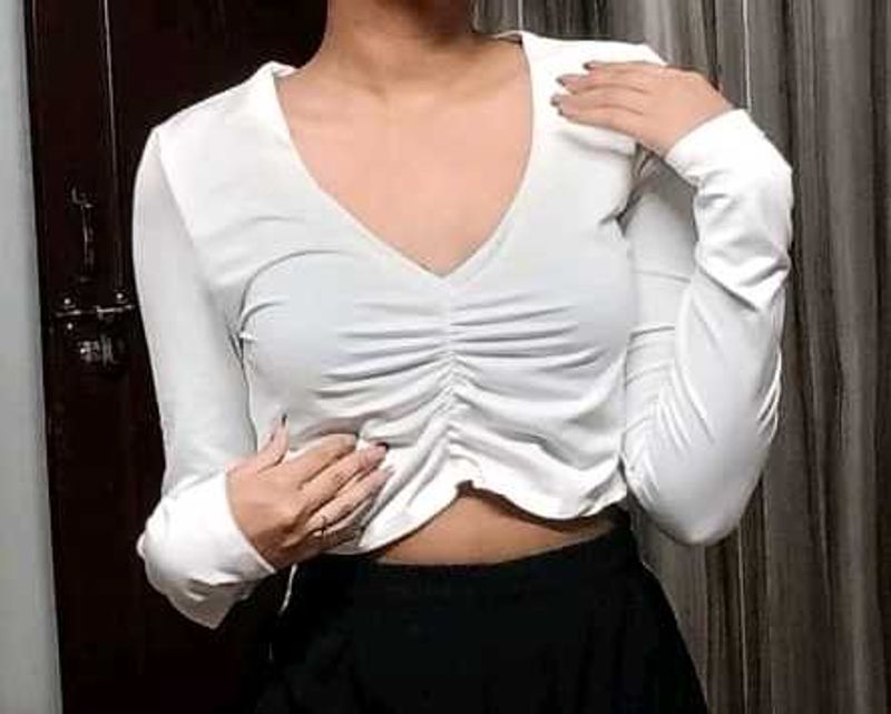 White V Neck Crop Top SHEIN
