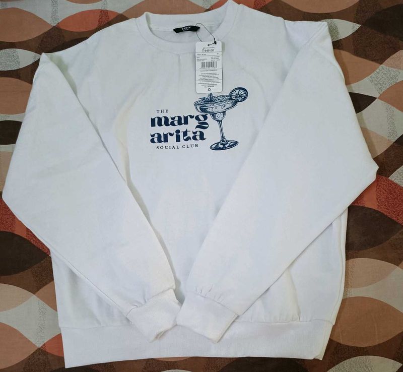 White Graphic Print Sweatshirt