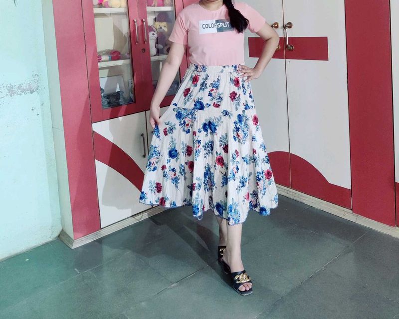 🌸Floral Skirt🌸