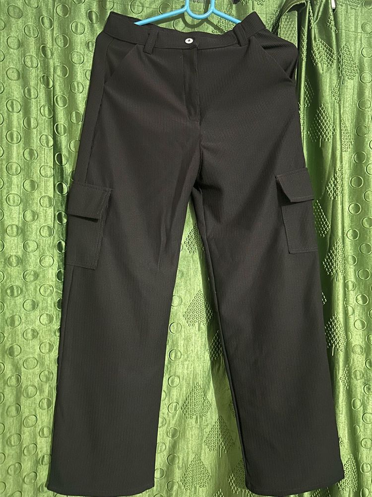 Black Cargo Pants