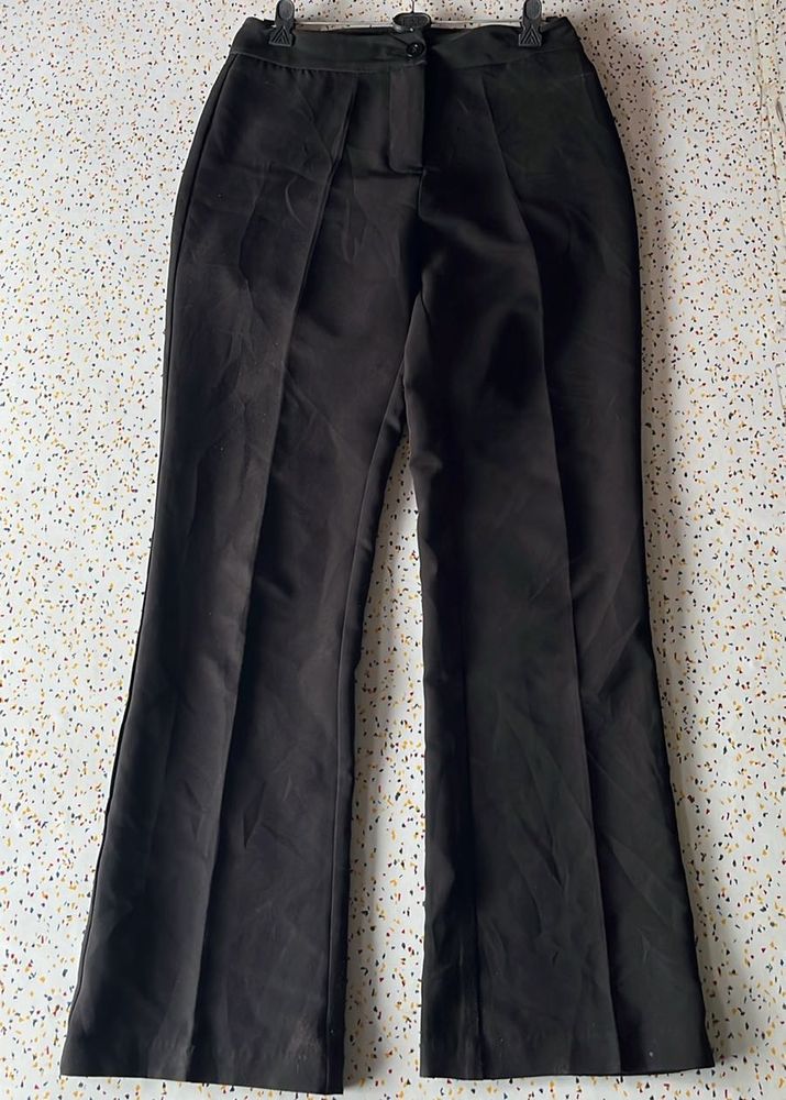 Women-Trousers