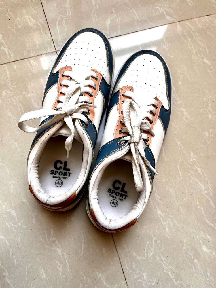Carlton London Women Sports Colourblocked Sneakers