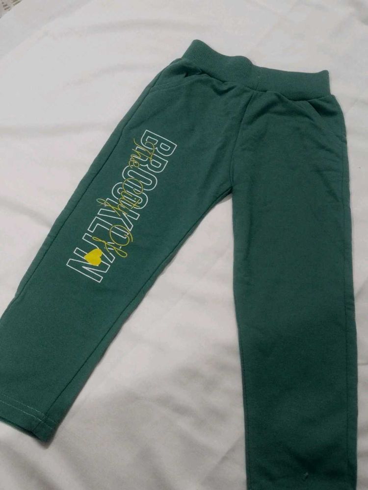 Combo 2 Pants With One Top