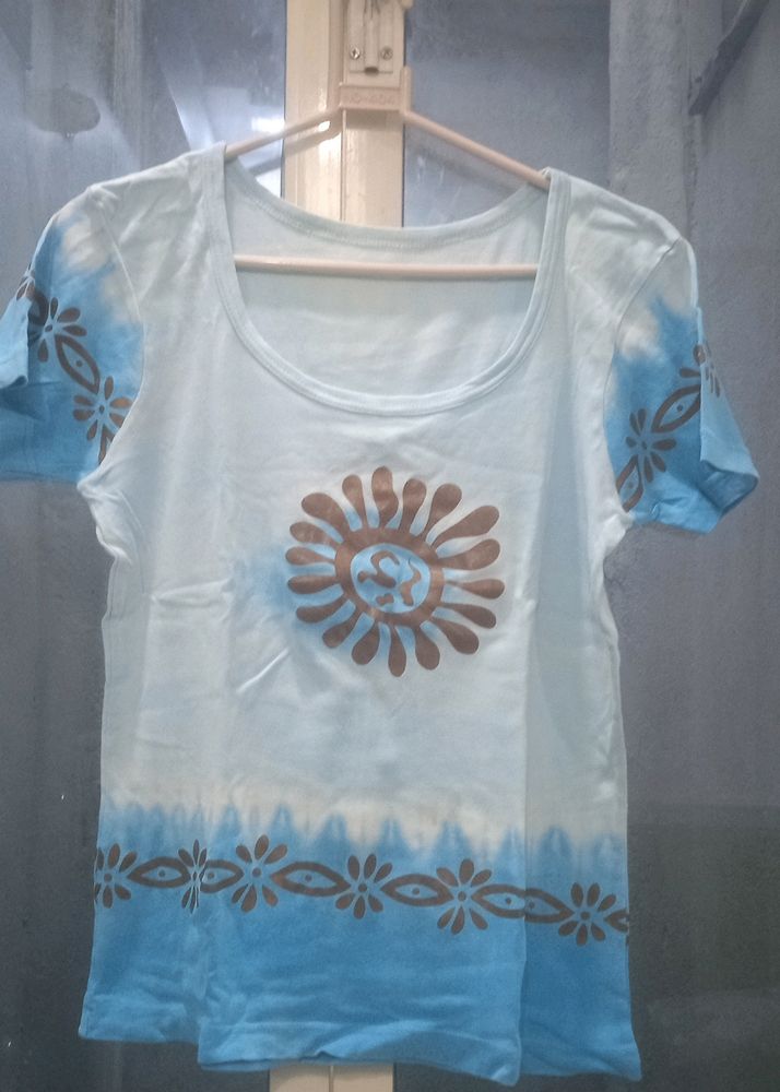 T-ShirtTop
