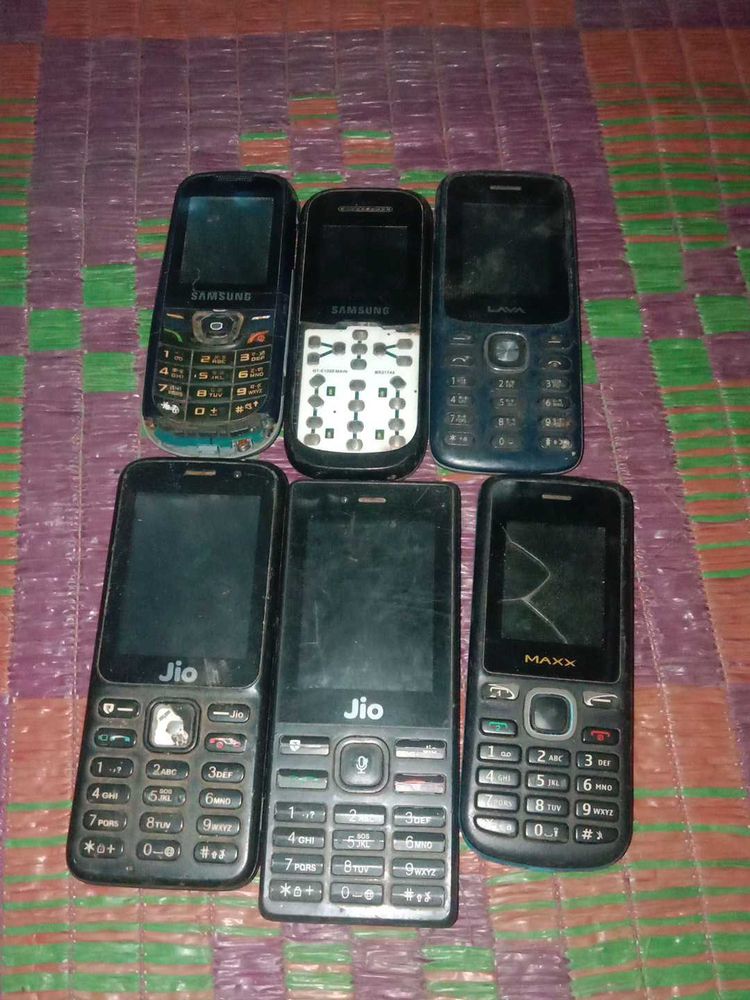 Vintage Cell Phone Lot - 6 Phones