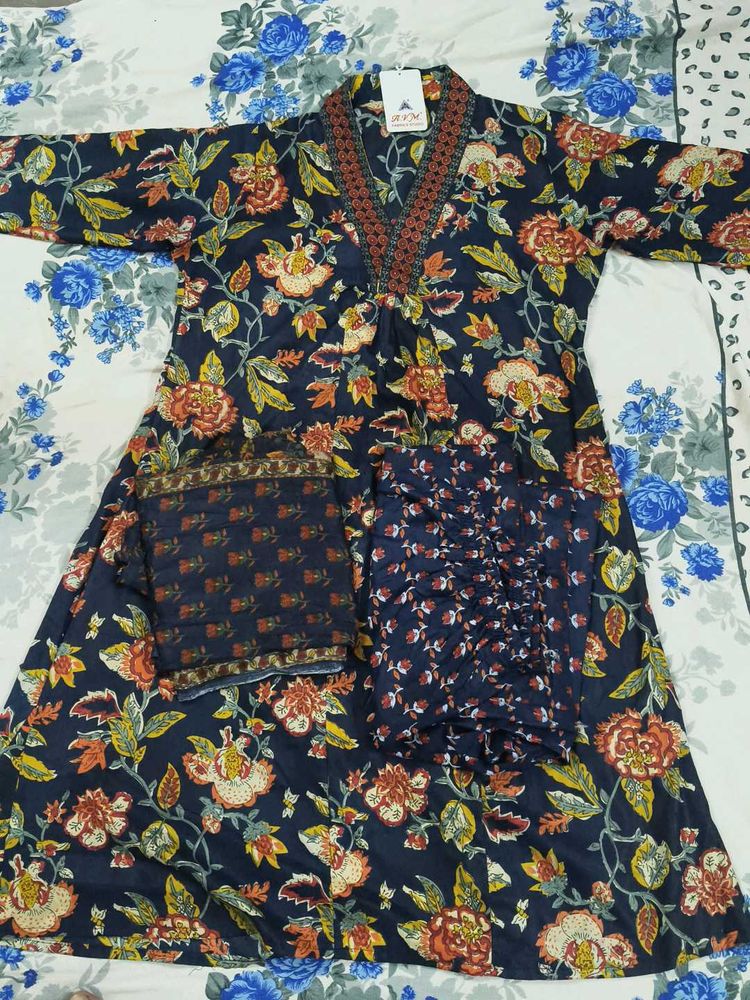 Floral Print Kurta with Dupatta