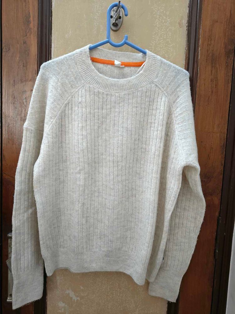 Cozy Knit Pullover Sweater