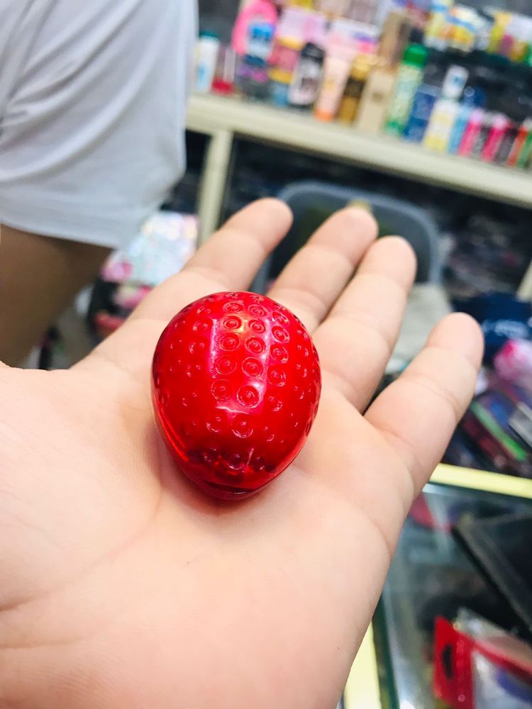 Strawberry Lipbalm