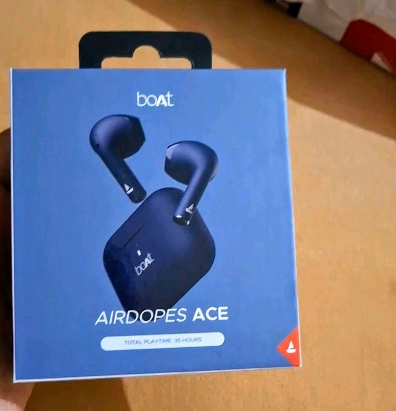 Boat Airdopes Ace