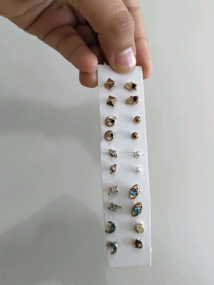 Set Of 10 Studs