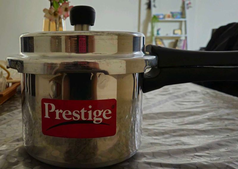 Price Drop ✨️Prestige 3L Pressure Cooker