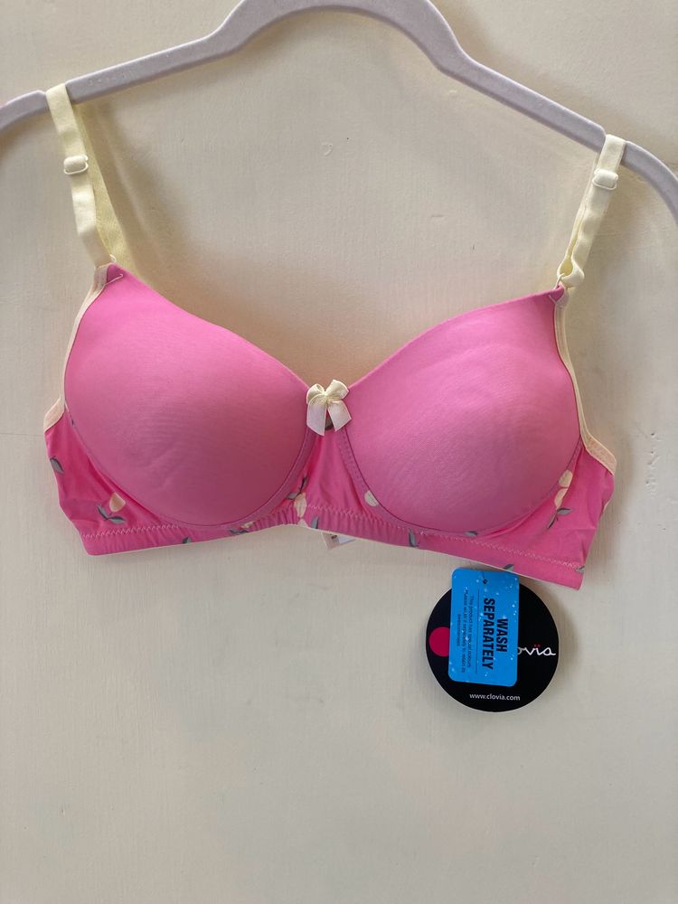 Clovia Lightly Padded Bra