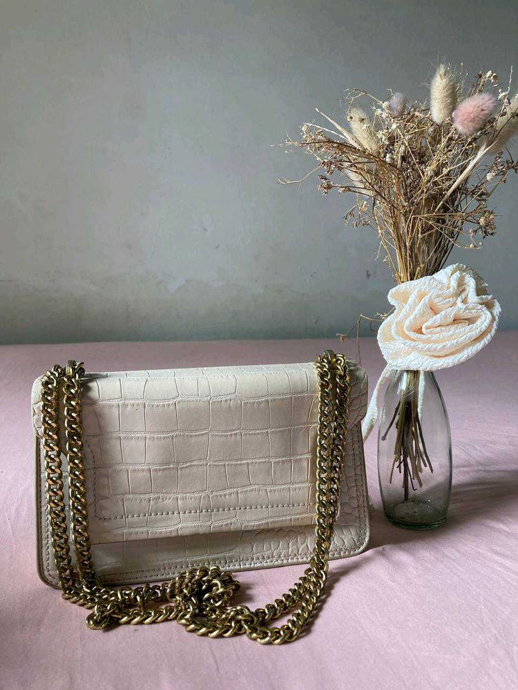 Mango Sling Bag