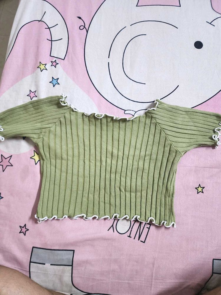 Korean Top - BRAND new!