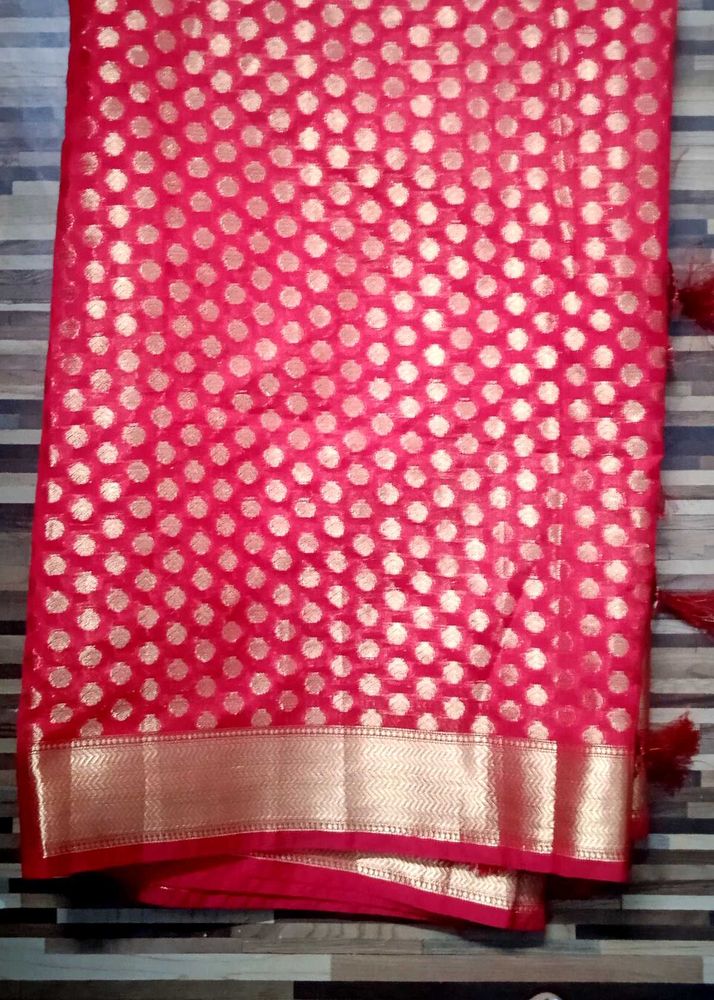 Elegant Red Banarasi Style Saree