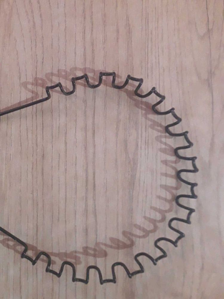 Black Metal Hair Comb