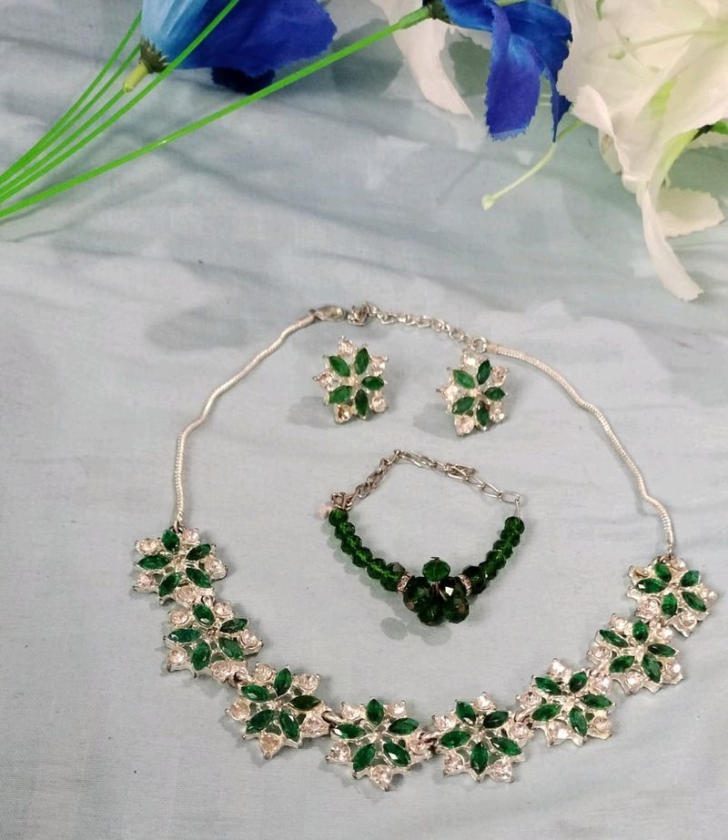 Green Necklace