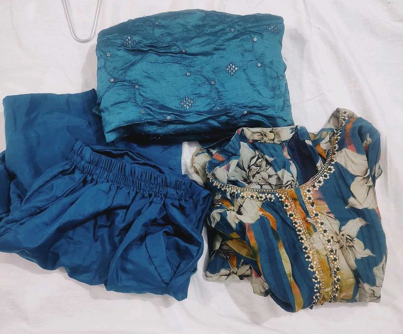 Floral Salwar Kameez Suit dupatta