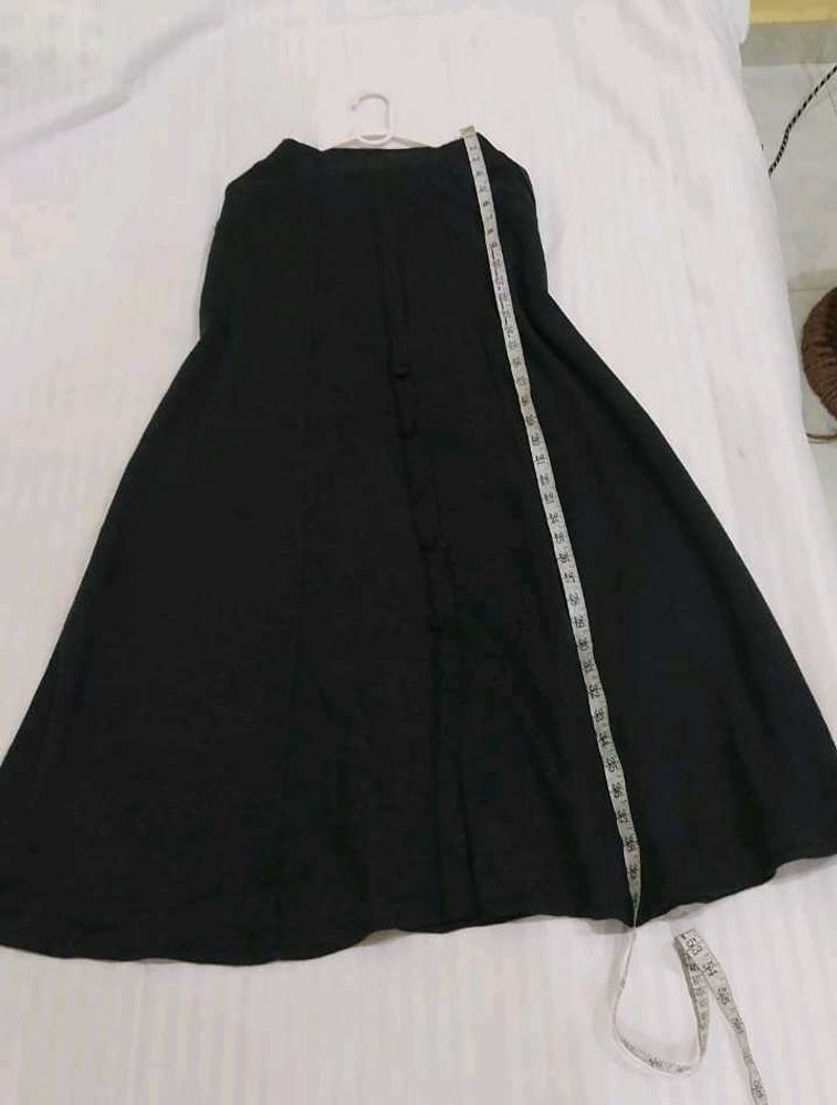 Long knit skirt 28-34 stretchy