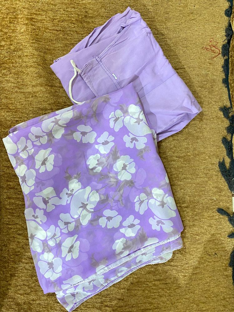 Floral Daily Wear Saree For A Pretty Lady🥰