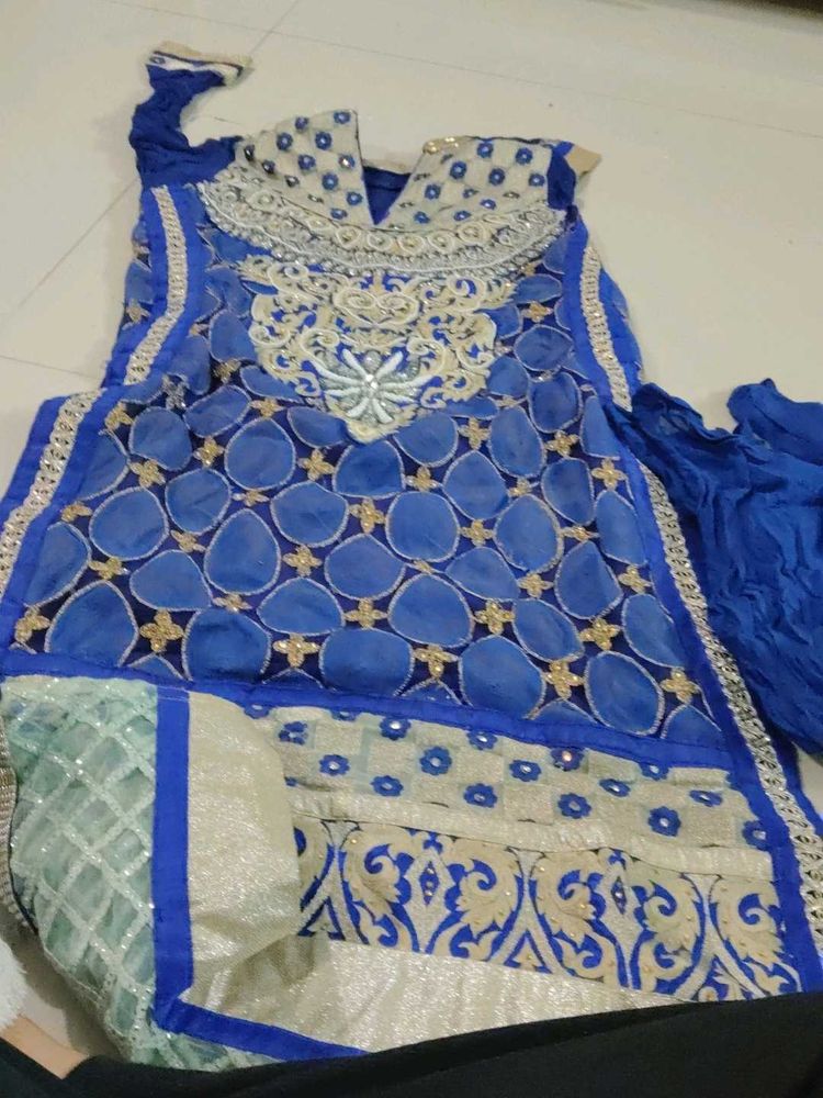 Dress With Leggings