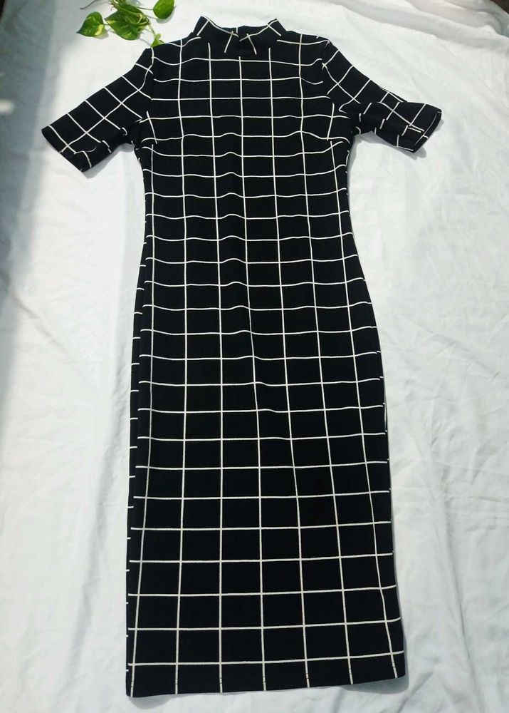 SHEIN Grid Print Bodycon Dress